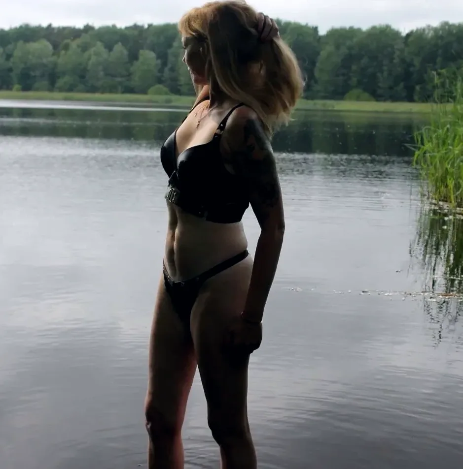 Özlem, 39